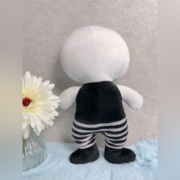 Skeleton Plush Toy - Black and White - Picture 4 of 4